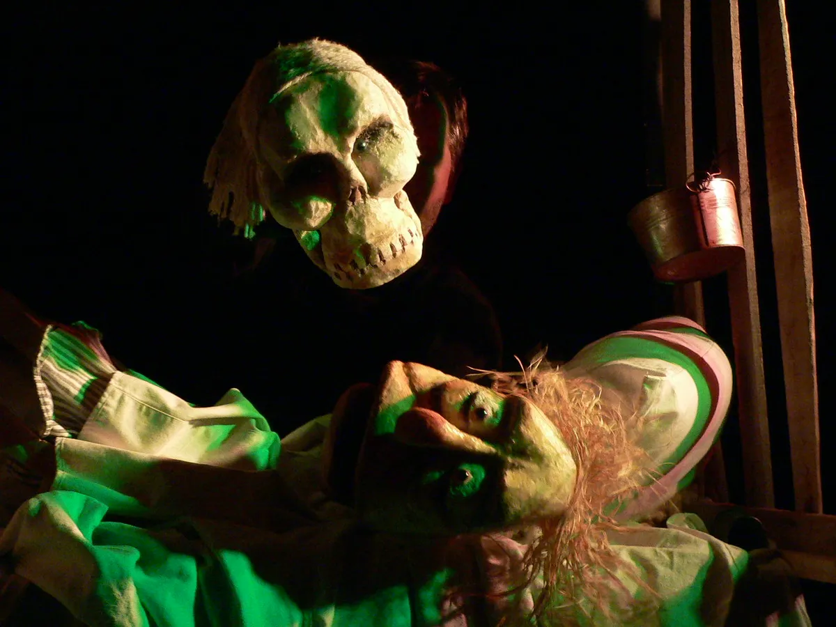 Malade !!! — Cie Coup de théâtre, théâtre de marionnettes au festival En Scènes ! à Aniane