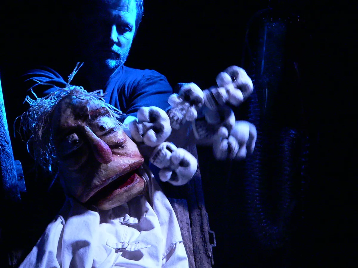 Malade !!! — spectacle de théâtre de marionnettes par la Cie Coup de théâtre au festival En Scènes ! à Aniane